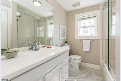 8 Berkeley Rd, Maplewood, NJ 07040 - Photo 24
