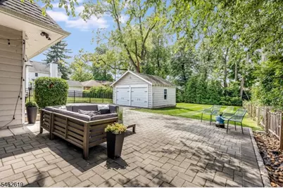 8 Berkeley Rd, Maplewood, NJ 07040 - Photo 32
