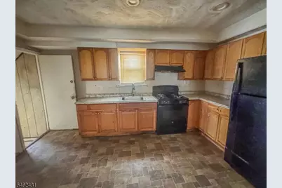 12 Maolis Ave, Bloomfield, NJ 07003 - Photo 6