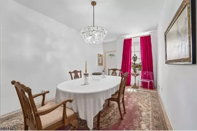 136 Cambridge Dr, Nutley, NJ 07110 - Photo 8