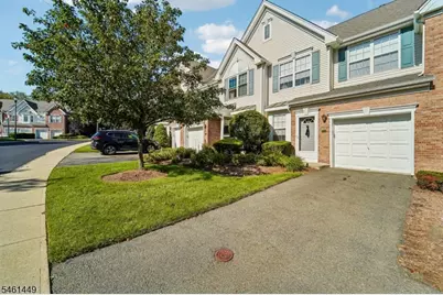 136 Cambridge Dr, Nutley, NJ 07110 - Photo 2