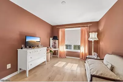 136 Cambridge Dr, Nutley, NJ 07110 - Photo 24