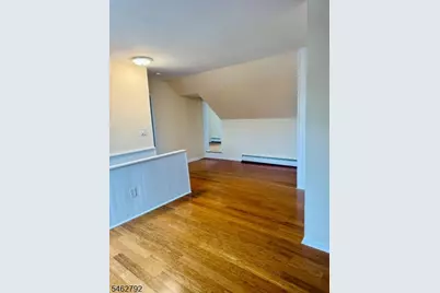 118 Barkley Ave, Clifton, NJ 07011 - Photo 4