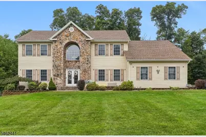 25 Elizabeth Ave, Washington Township, NJ 07882 - Photo 1