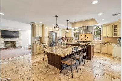 26 Rabkin Dr, Clifton, NJ 07013 - Photo 4