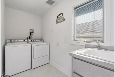26 Rabkin Dr, Clifton, NJ 07013 - Photo 16