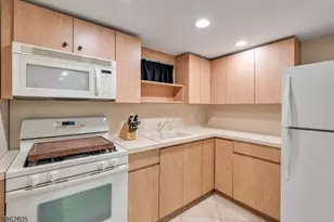 26 Rabkin Dr, Clifton, NJ 07013 - Photo 32