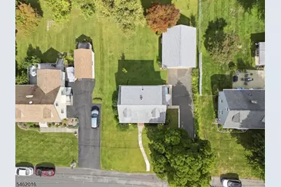 16 Sandra Ln, Randolph Township, NJ 07869 - Photo 2