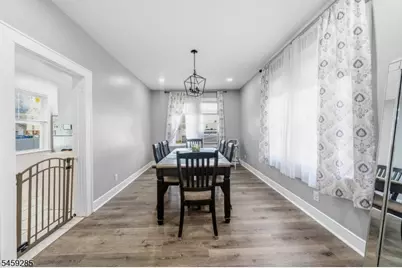 214 W 17th St, Linden, NJ 07036 - Photo 4