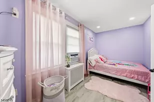 214 W 17th St, Linden, NJ 07036 - Photo 16