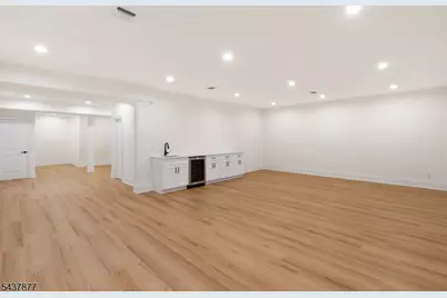 13 Harding Pl, Livingston, NJ 07039 - Photo 42
