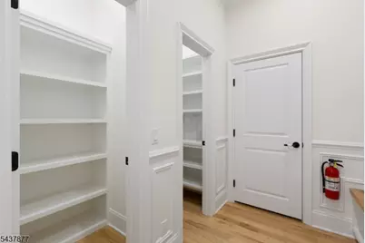 13 Harding Pl, Livingston, NJ 07039 - Photo 10