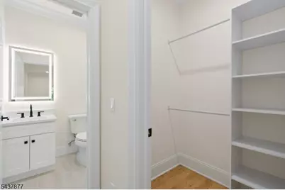 13 Harding Pl, Livingston, NJ 07039 - Photo 38