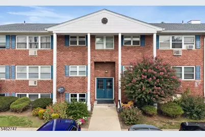 32 A-6 Woodedge Ave #6, Edison Twp., NJ 08817 - Photo 2