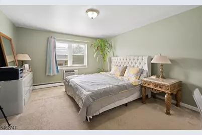 32 A-6 Woodedge Ave #6, Edison Twp., NJ 08817 - Photo 14