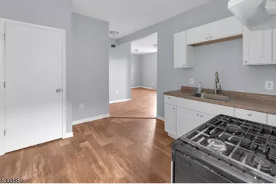 95 1st St #2, Elizabeth, NJ 07206 - Photo 8