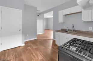95 1st St, Elizabeth, NJ 07206 - Photo 8