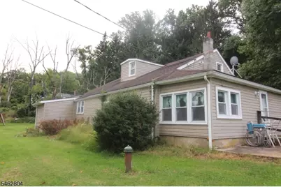 498 Bellis Road, Holland Township, NJ 08804 - Photo 2