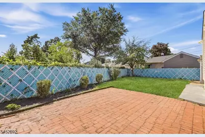 25 Corsi Rd, Bloomfield, NJ 07003 - Photo 24