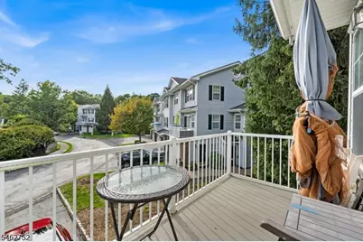 3401 Scenic Ct, Denville, NJ 07834 - Photo 8