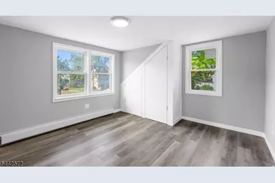 20 Corwin St, Roxbury Township, NJ 07847 - Photo 14