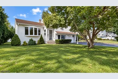 30 Pembrook Dr, Kenilworth, NJ 07033 - Photo 2