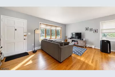 30 Pembrook Dr, Kenilworth, NJ 07033 - Photo 4