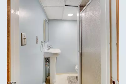 564 Passaic Ave, Kenilworth, NJ 07033 - Photo 28
