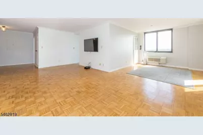 344 Prospect Ave, Hackensack, NJ 07601 - Photo 8