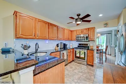 275 Morning Glory Ct, Readington, NJ 08889 - Photo 16