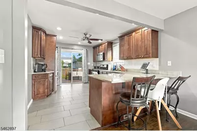 129 S 20th Ave, Manville, NJ 08835 - Photo 6