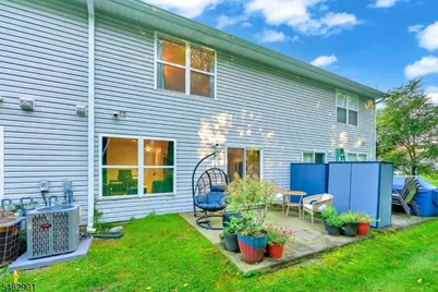 26 Beechmont Ter, Hardyston Township, NJ 07419 - Photo 6