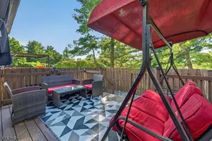 29 Olive Ct, Raritan Township, NJ 08822 - Photo 16