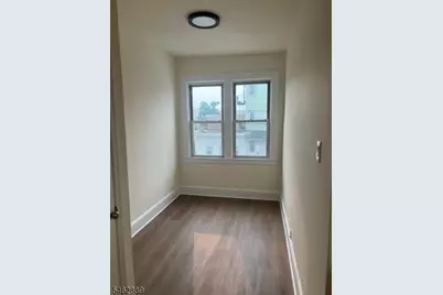 204 Jefferson St, Newark, NJ 07105 - Photo 6