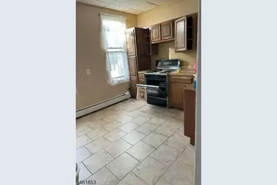 1307 Summit Ave, Union City, NJ 07087 - Photo 2