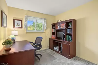 73 Centerton Dr, Parsippany, NJ 07054 - Photo 14