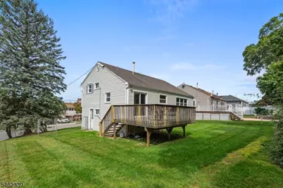 492 Herrick Dr, Rockaway Township, NJ 07801 - Photo 2