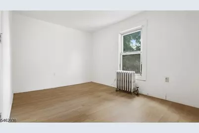 265 S 18th St, Newark, NJ 07103 - Photo 8