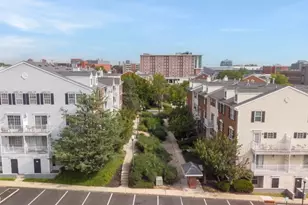37 Vaughan Dr, Newark, NJ 07103 - Photo 8