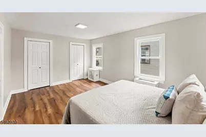 116 E Webster Ave, Roselle Park, NJ 07204 - Photo 34
