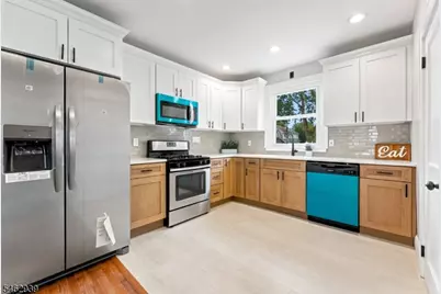 116 E Webster Ave, Roselle Park, NJ 07204 - Photo 14