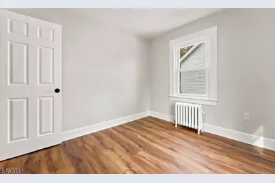 116 E Webster Ave, Roselle Park, NJ 07204 - Photo 26