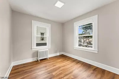116 E Webster Ave, Roselle Park, NJ 07204 - Photo 24