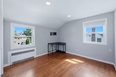 635 Robinson Ter, Union Township, NJ 07083 - Photo 12