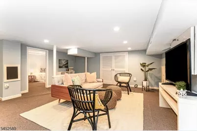 9 Garthwaite Ter, Maplewood, NJ 07040 - Photo 34
