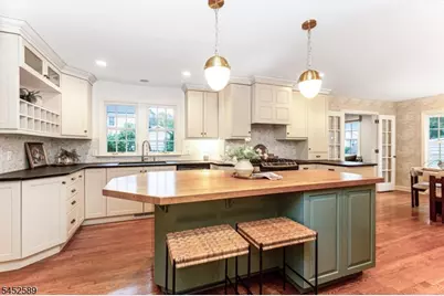 9 Garthwaite Ter, Maplewood, NJ 07040 - Photo 8