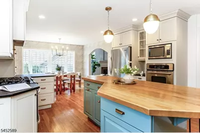 9 Garthwaite Ter, Maplewood, NJ 07040 - Photo 10