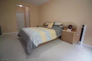 2202 Avery Ct, Franklin Township, NJ 08873 - Photo 18