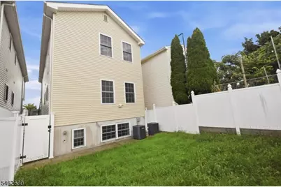 28 Davis St, Harrison, NJ 07029 - Photo 34