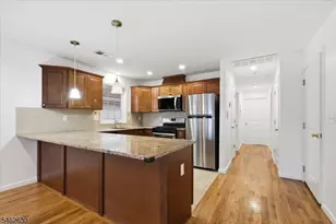 28 Davis St, Harrison, NJ 07029 - Photo 22